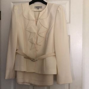 2pc ivory Suit
